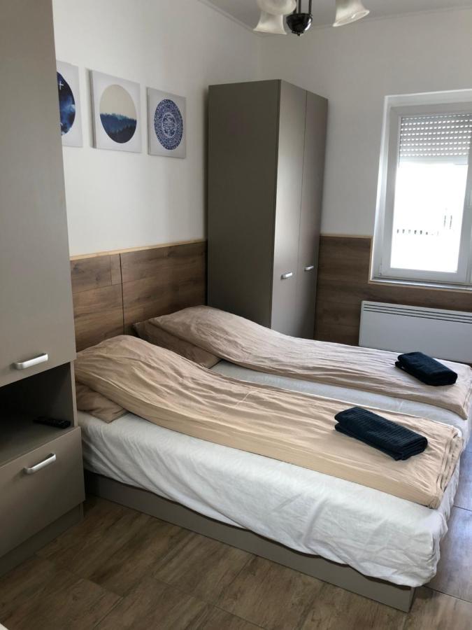 Avas Apartman Мішкольц Екстер'єр фото