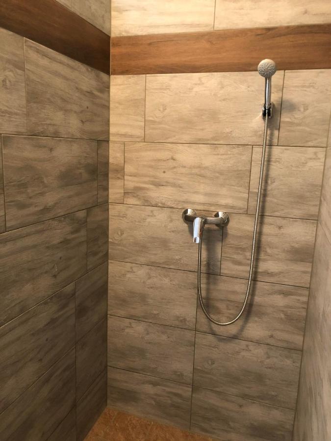Avas Apartman Мішкольц Екстер'єр фото