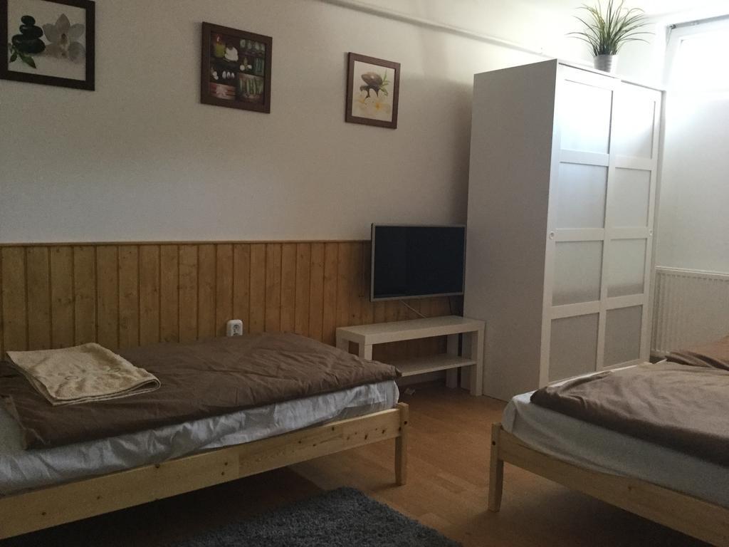 Avas Apartman Мішкольц Екстер'єр фото