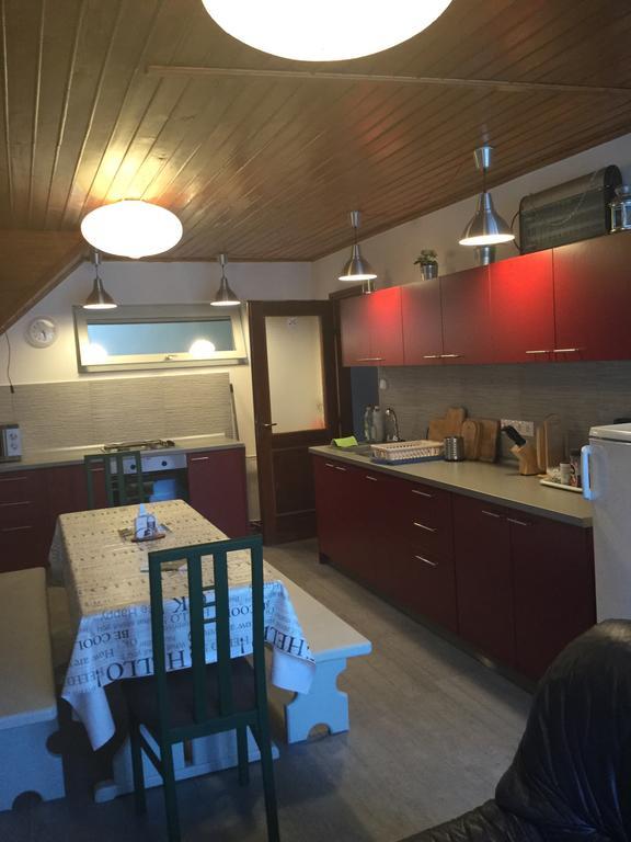 Avas Apartman Мішкольц Екстер'єр фото