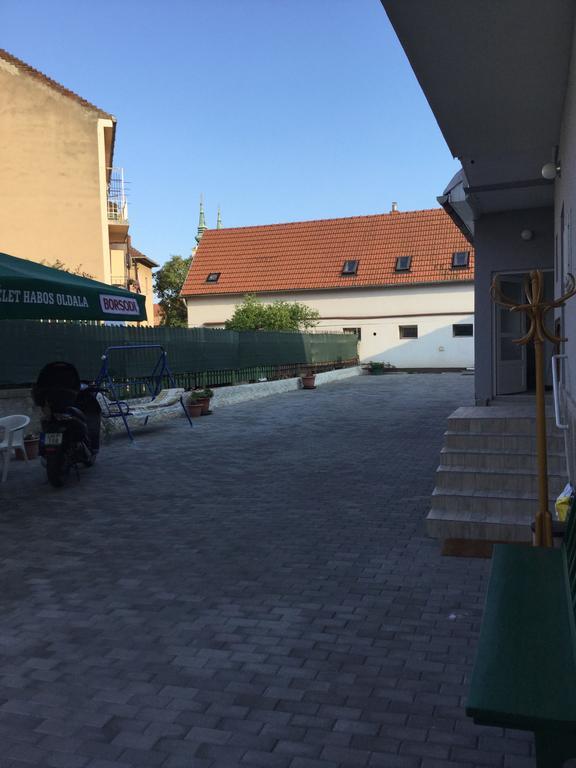 Avas Apartman Мішкольц Екстер'єр фото